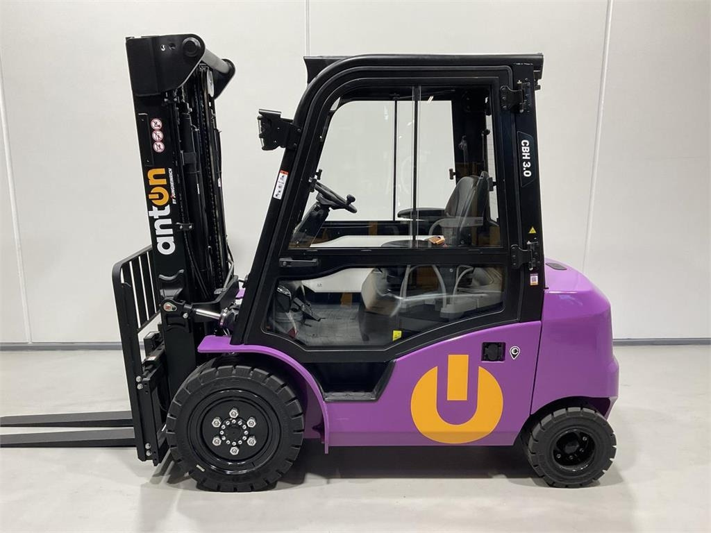 AntOn CBH 3.0 - Forklift listrik: gambar 3 AntOn CBH 3.0 - Forklift listrik: gambar 3