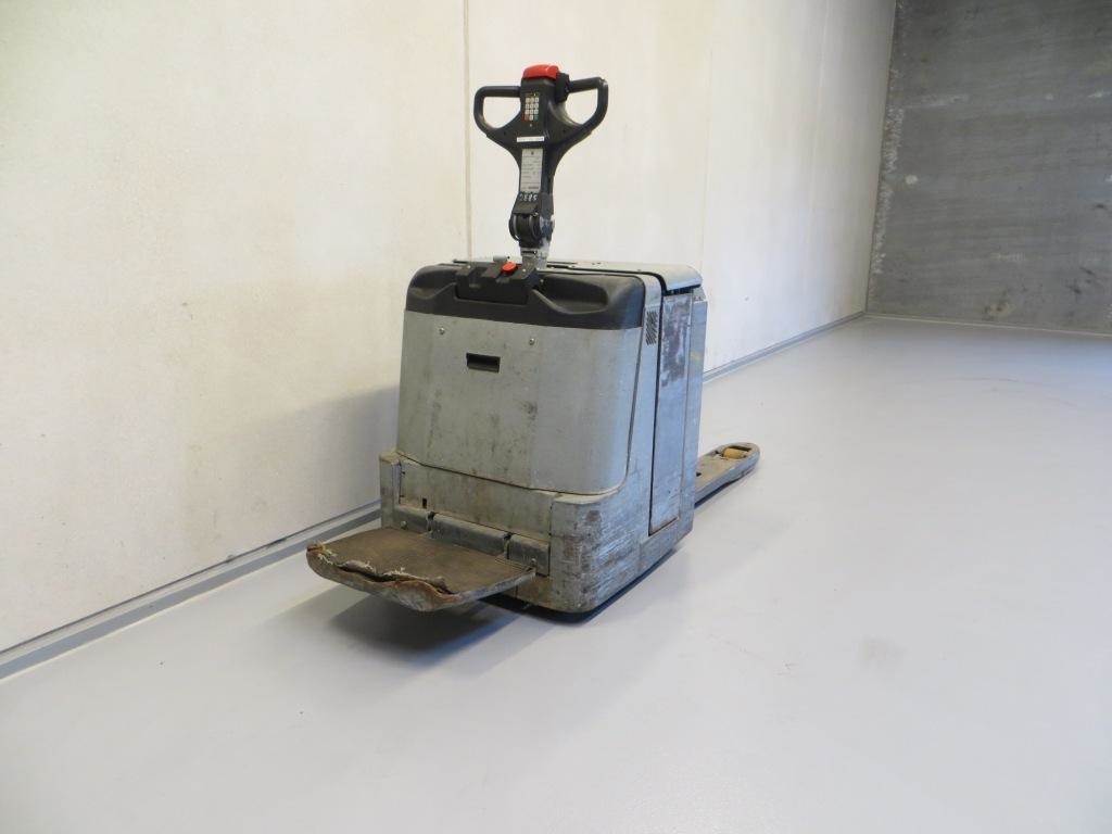 BT LPE240/8 - Truk pallet: gambar 3 BT LPE240/8 - Truk pallet: gambar 3