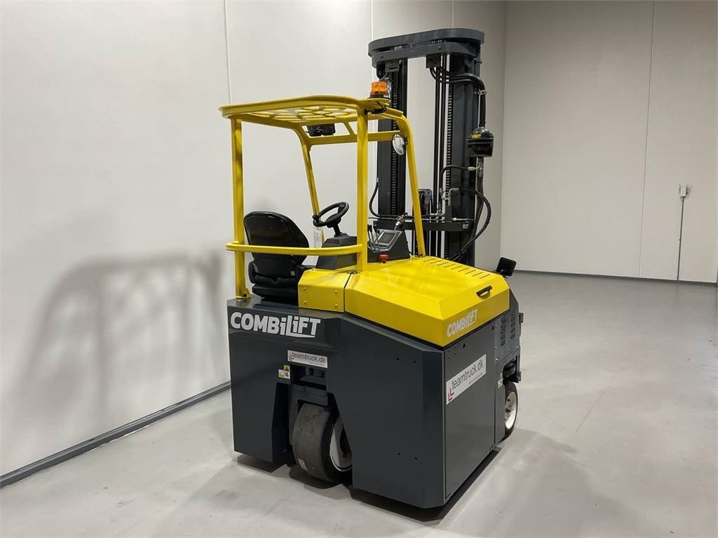 Combilift CBE3000 - Loader empat arah: gambar 2 Combilift CBE3000 - Loader empat arah: gambar 2