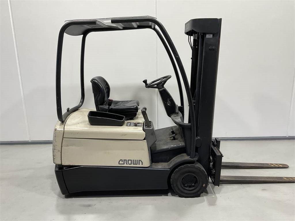 Crown SC3016-1,6 - Forklift listrik: gambar 1 Crown SC3016-1,6 - Forklift listrik: gambar 1