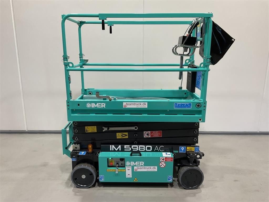 Imer IM 5980 AC - Scissor lifts: gambar 1 Imer IM 5980 AC - Scissor lifts: gambar 1
