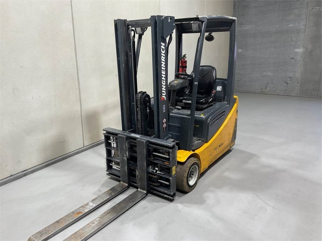 Jungheinrich EFG 218 SP 300ZZ - Forklift listrik: gambar 4 Jungheinrich EFG 218 SP 300ZZ - Forklift listrik: gambar 4