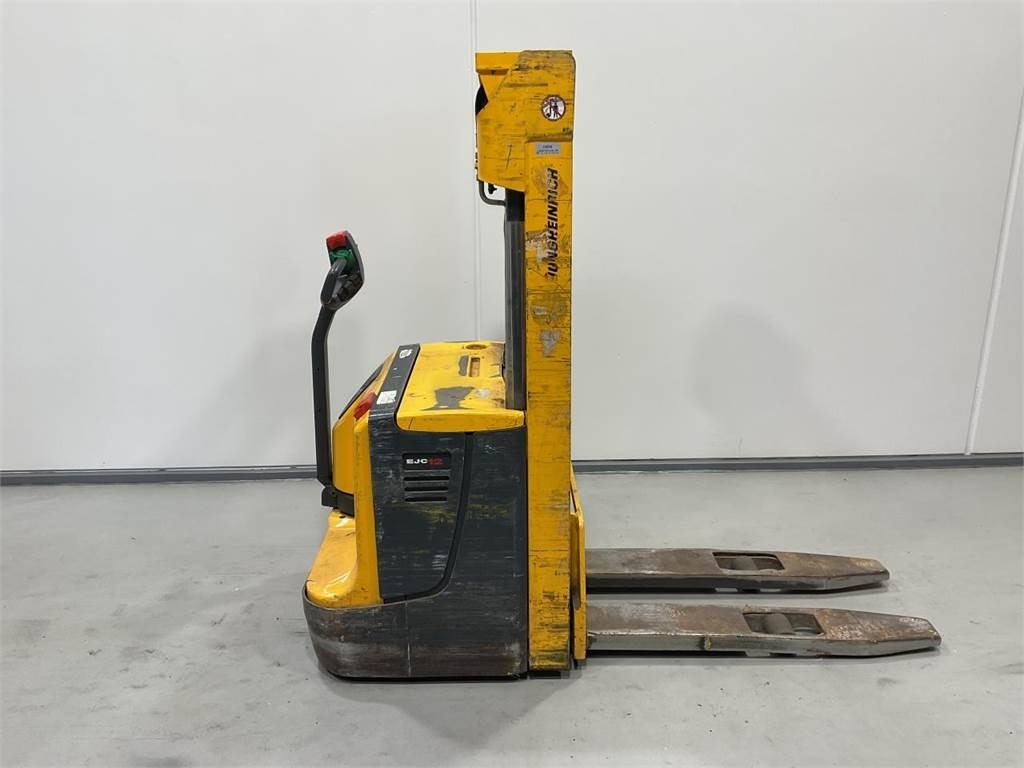 Jungheinrich EJC12 - Penumpuk: gambar 1 Jungheinrich EJC12 - Penumpuk: gambar 1