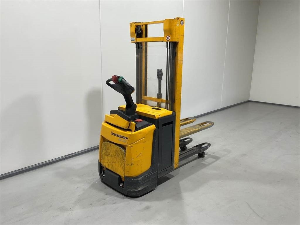 Jungheinrich ERC 212Z - Penumpuk: gambar 2 Jungheinrich ERC 212Z - Penumpuk: gambar 2