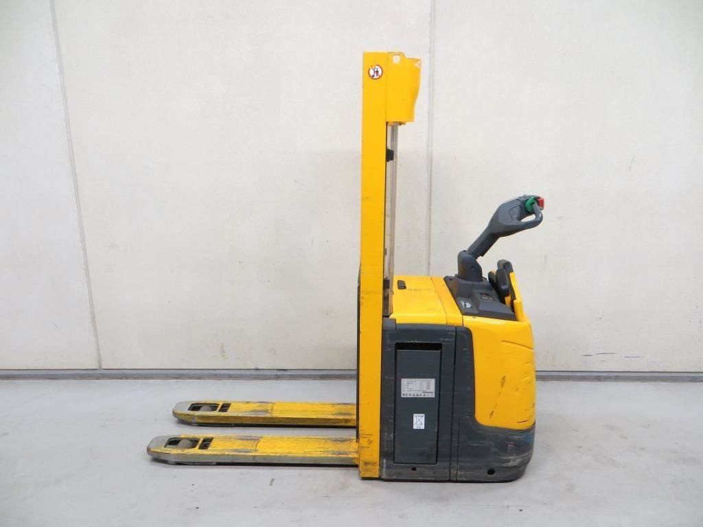 Jungheinrich ERC 212Z - Penumpuk: gambar 2 Jungheinrich ERC 212Z - Penumpuk: gambar 2