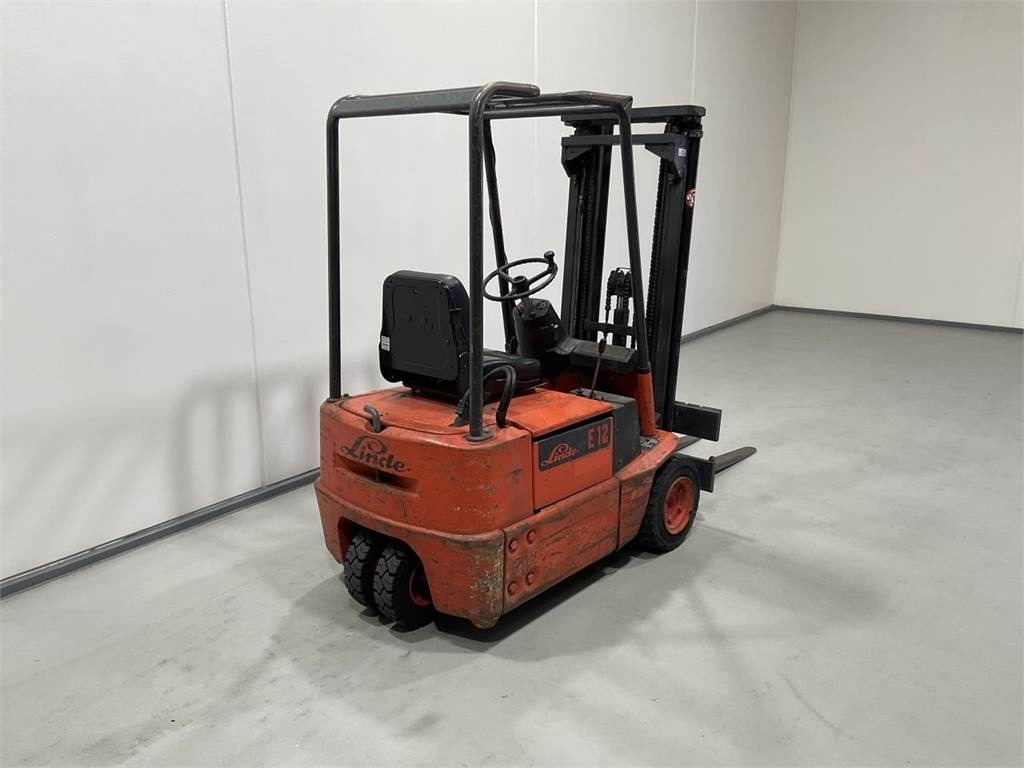 Linde E12 - Forklift listrik: gambar 2 Linde E12 - Forklift listrik: gambar 2