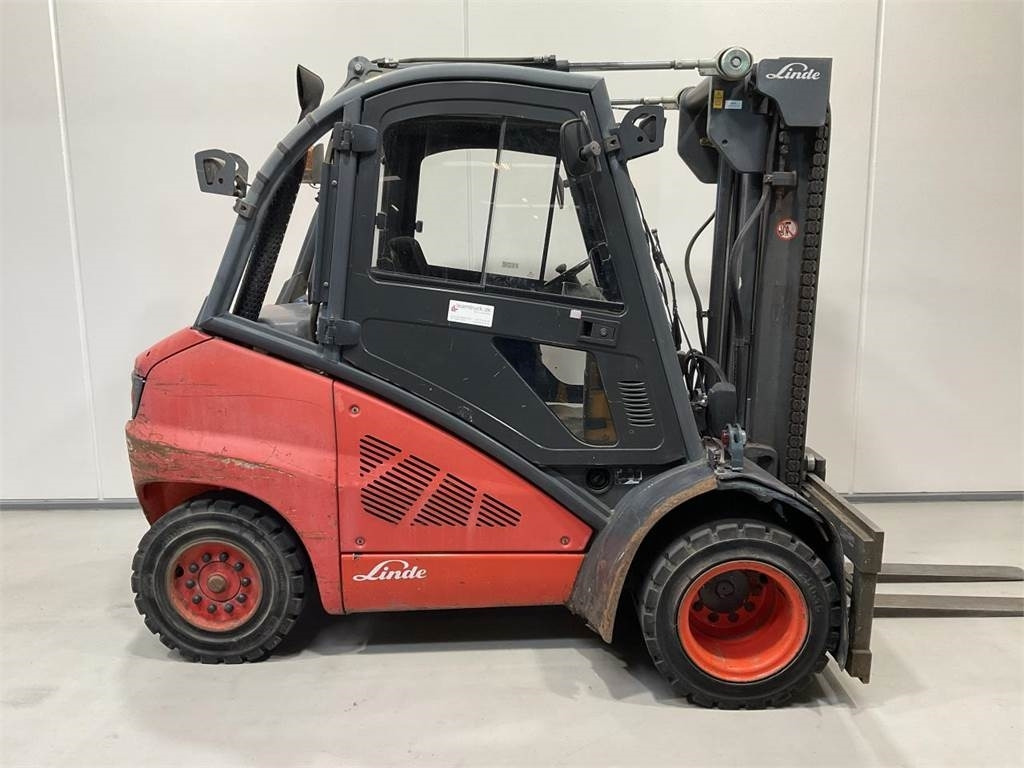 Linde H40D - Forklift diesel: gambar 1 Linde H40D - Forklift diesel: gambar 1