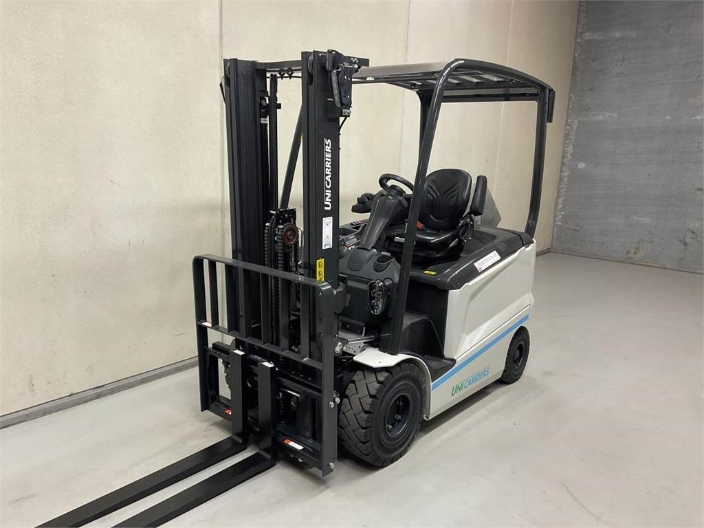 UniCarriers MX 25 - Forklift listrik: gambar 4 UniCarriers MX 25 - Forklift listrik: gambar 4