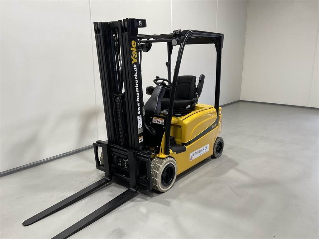Yale ERP18VF - Forklift listrik: gambar 4 Yale ERP18VF - Forklift listrik: gambar 4