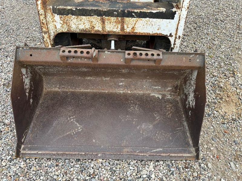 Skid steer Bobcat 553: gambar 12