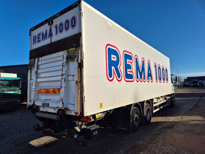 DAF CF 330 // 2 compartments / Cold/freeze - Truk berpendingin: gambar 3 DAF CF 330 // 2 compartments / Cold/freeze - Truk berpendingin: gambar 3