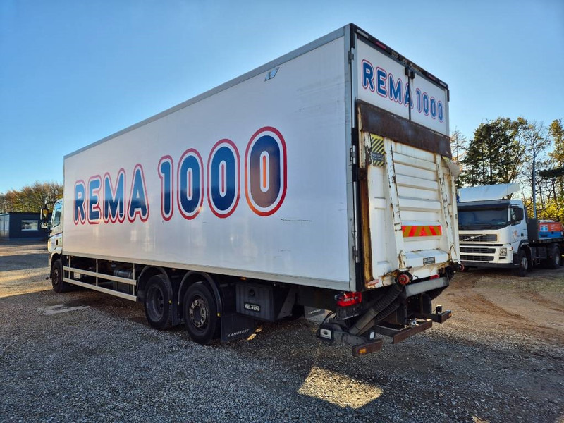 DAF CF 330 // 2 compartments /Cool/freeze - Truk berpendingin: gambar 4 DAF CF 330 // 2 compartments /Cool/freeze - Truk berpendingin: gambar 4