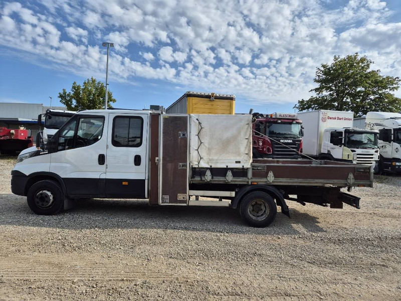 Iveco Daily 70c17 // med lad og presenning - Truk flatbed: gambar 2 Iveco Daily 70c17 // med lad og presenning - Truk flatbed: gambar 2