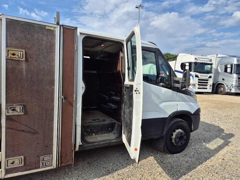 Iveco Daily 70c17 // med lad og presenning - Truk flatbed: gambar 5 Iveco Daily 70c17 // med lad og presenning - Truk flatbed: gambar 5