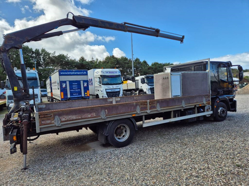 Iveco Eurocargo 120 E22 // Fassi F80A22 // - Truk derek: gambar 4 Iveco Eurocargo 120 E22 // Fassi F80A22 // - Truk derek: gambar 4