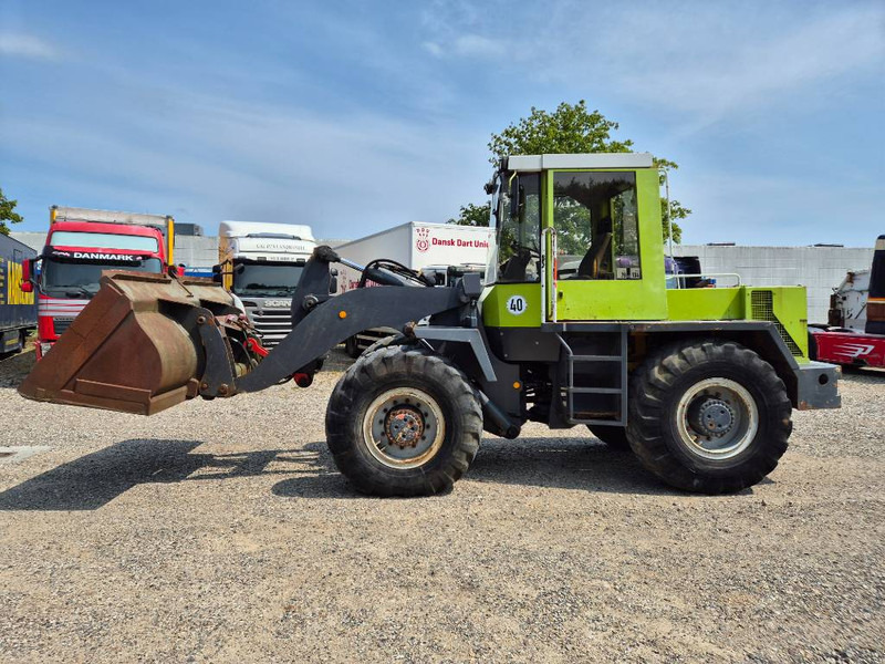 O & K L15 With bucket and quickshift - Wheel loader: gambar 2 O & K L15 With bucket and quickshift - Wheel loader: gambar 2