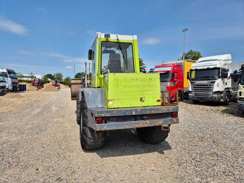 O & K L15 With bucket and quickshift - Wheel loader: gambar 5 O & K L15 With bucket and quickshift - Wheel loader: gambar 5