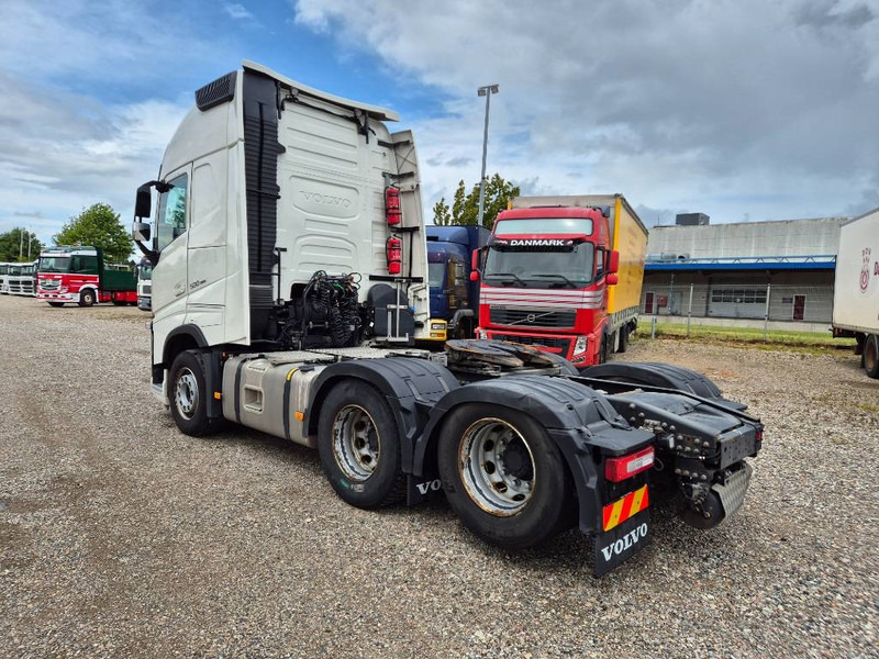 Volvo FH 500 6x2 // Double boogie / LOW KM / ACC - Tractor head: gambar 3 Volvo FH 500 6x2 // Double boogie / LOW KM / ACC - Tractor head: gambar 3