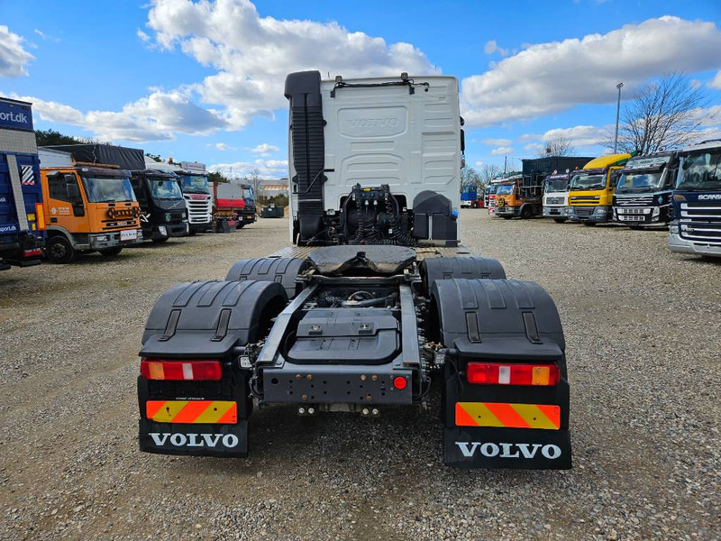 Volvo FH 500 // 6x2 // Hydraulik // ACC - Tractor head: gambar 4 Volvo FH 500 // 6x2 // Hydraulik // ACC - Tractor head: gambar 4