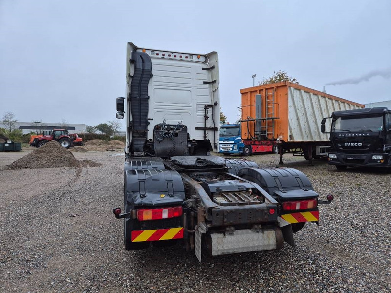 Volvo FH500 6x2 // Hydraulic // Double boogie - Tractor head: gambar 4 Volvo FH500 6x2 // Hydraulic // Double boogie - Tractor head: gambar 4