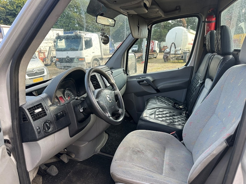 Volkswagen Crafter 2.5 TDI Car transporter - Van panel: gambar 2 Volkswagen Crafter 2.5 TDI Car transporter - Van panel: gambar 2