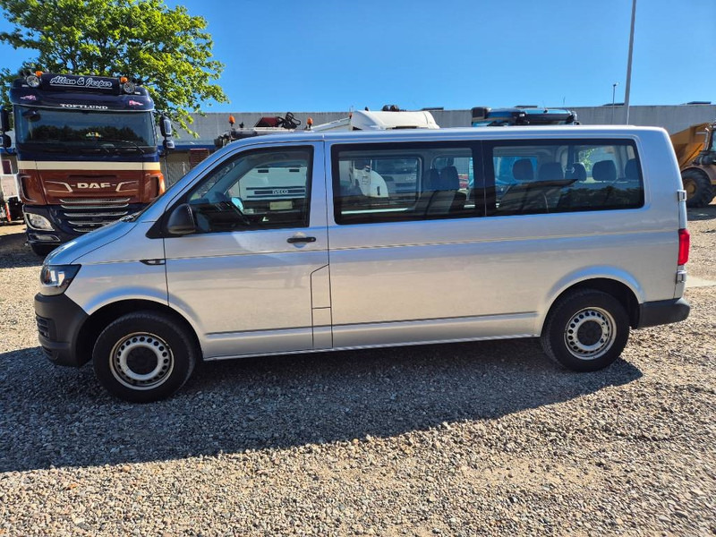 Mobil Volkswagen Transporter 2,0 TDi 102 Kombi lang 4d 9 prs: gambar 9