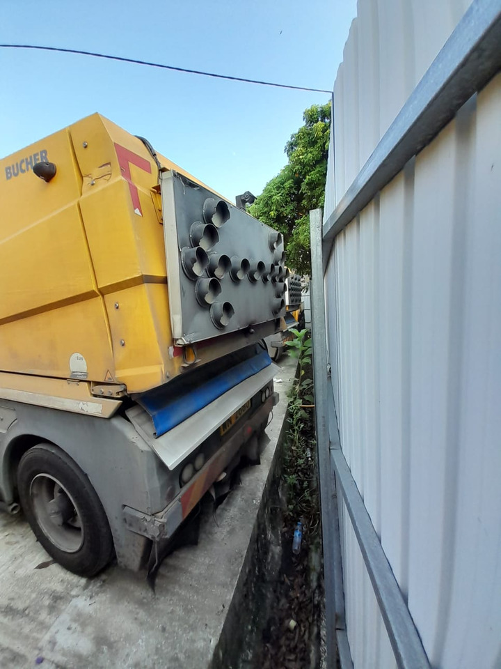 Bucher CityCat 5006 - Penyapu jalan: gambar 5 Bucher CityCat 5006 - Penyapu jalan: gambar 5