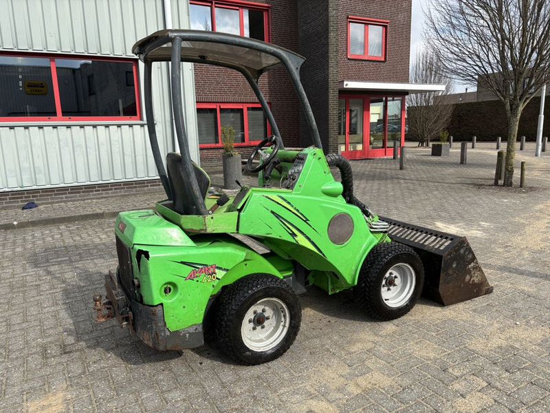 Avant 420 TDL Minishovel - Wheel loader: gambar 3 Avant 420 TDL Minishovel - Wheel loader: gambar 3