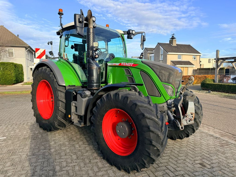 Fendt 720 Vario Power+ Gen 6 - Traktor: gambar 4 Fendt 720 Vario Power+ Gen 6 - Traktor: gambar 4