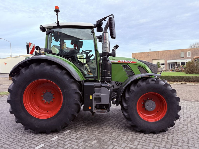 Leasing Fendt 720 Vario Profi Plus – Gen 6 Fendt 720 Vario Profi Plus – Gen 6: gambar 15 Leasing Fendt 720 Vario Profi Plus – Gen 6 Fendt 720 Vario Profi Plus – Gen 6: gambar 15