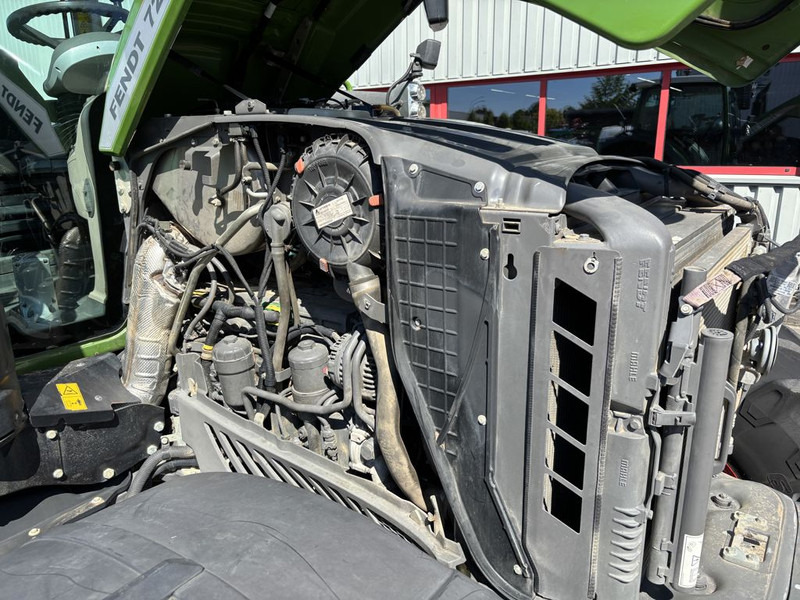 Traktor Fendt 724 S4 Profi Plus: gambar 15