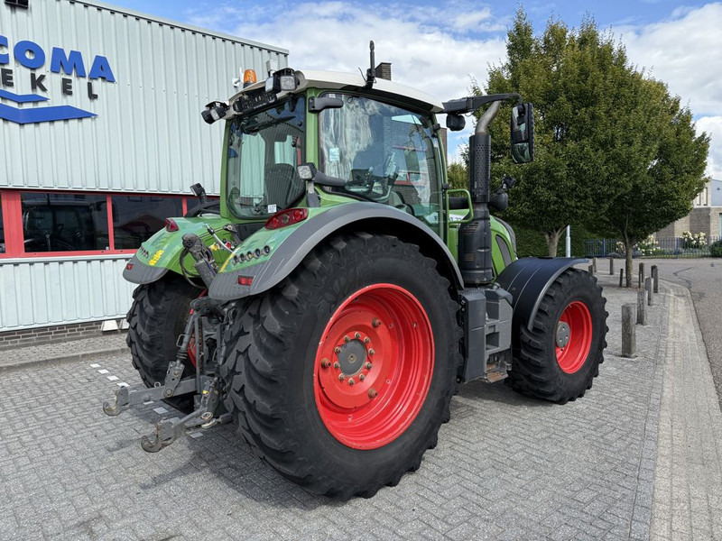 Fendt 724 S4 Profiplus - Traktor: gambar 3 Fendt 724 S4 Profiplus - Traktor: gambar 3