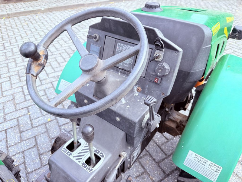 Traktor Ferrari VIPAR F30L AR: gambar 11