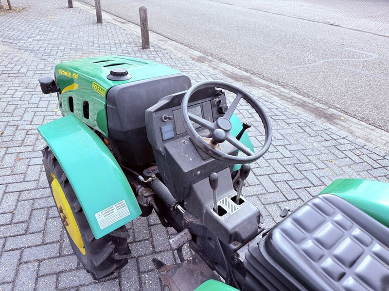 Traktor Ferrari VIPAR F30L AR: gambar 7