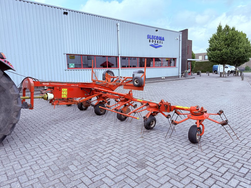Kuhn GF8501 T - Tedder/ Menyapu: gambar 2 Kuhn GF8501 T - Tedder/ Menyapu: gambar 2