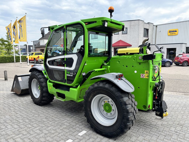 Merlo TF42.7-145 CVTRONIC - Telehandler: gambar 2 Merlo TF42.7-145 CVTRONIC - Telehandler: gambar 2