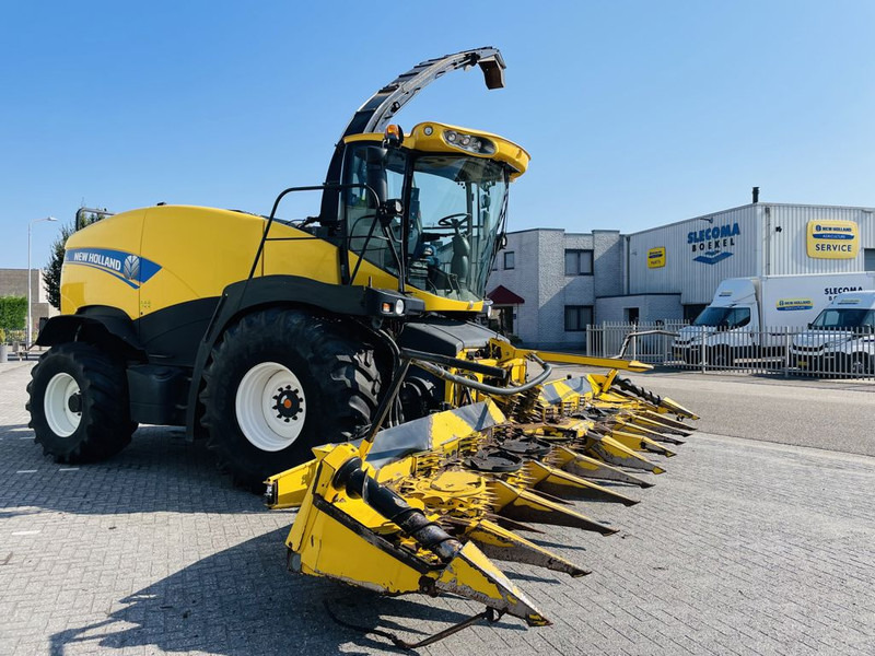 New Holland FR700 Forage Harvester 10 Row header - Pemanen hijauan: gambar 1 New Holland FR700 Forage Harvester 10 Row header - Pemanen hijauan: gambar 1