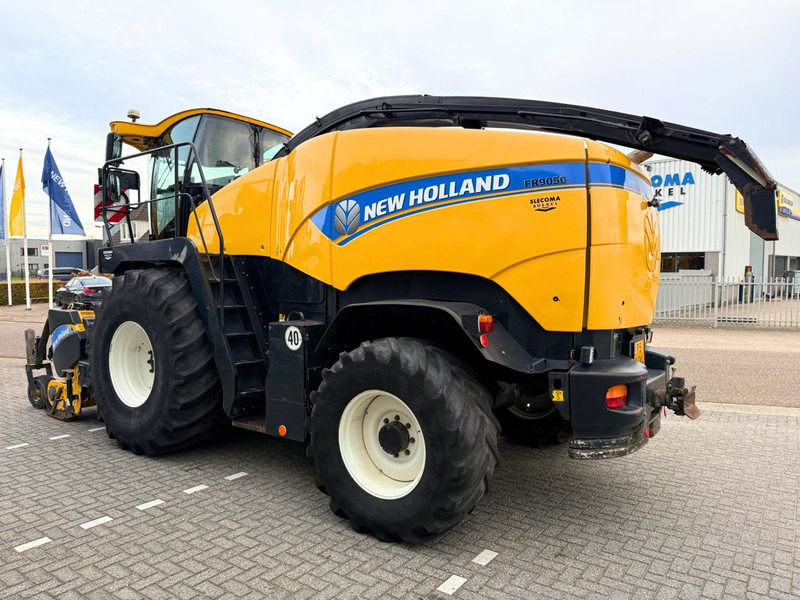 New Holland FR9050 - Pemanen hijauan: gambar 2 New Holland FR9050 - Pemanen hijauan: gambar 2