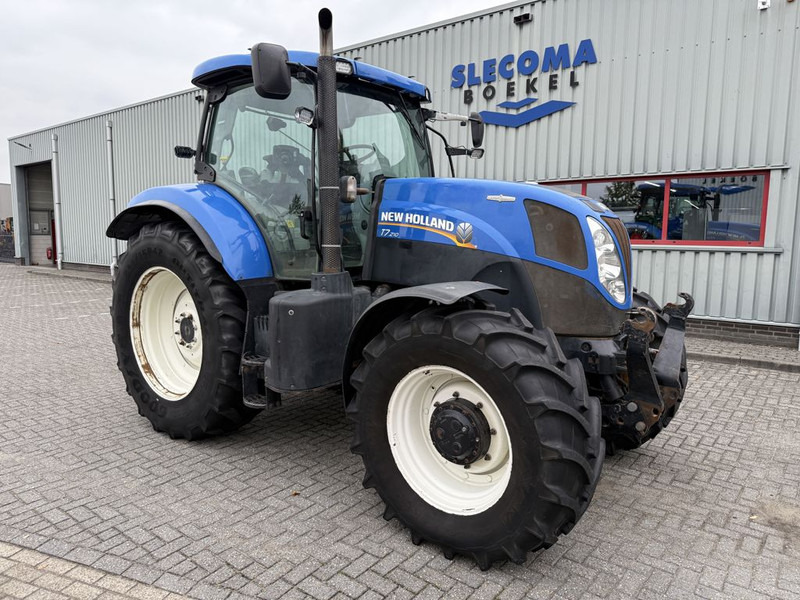 New Holland T7.210 Auto Command - Traktor: gambar 4 New Holland T7.210 Auto Command - Traktor: gambar 4
