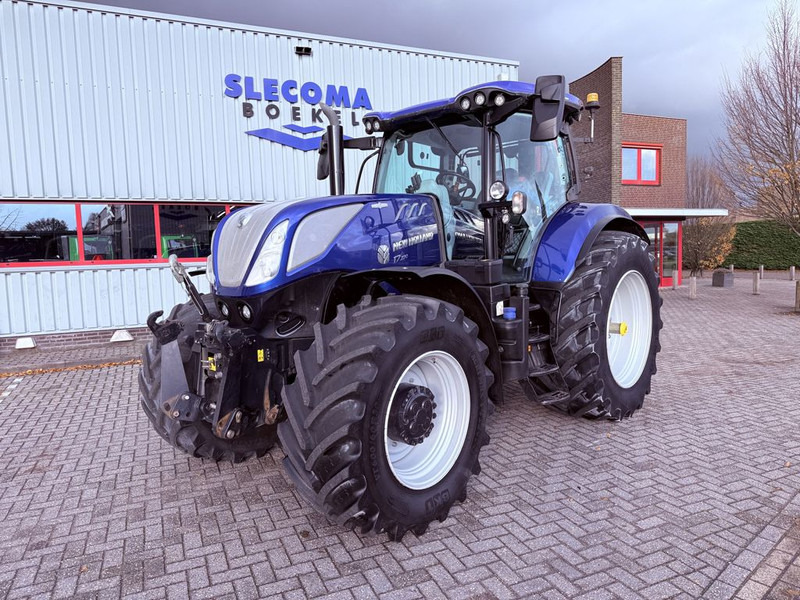 Traktor New Holland T7.270 AC Stage V Blue Power: gambar 11 Traktor New Holland T7.270 AC Stage V Blue Power: gambar 11