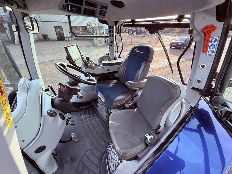 Traktor New Holland T7.270 AC Stage V Blue Power: gambar 9 Traktor New Holland T7.270 AC Stage V Blue Power: gambar 9