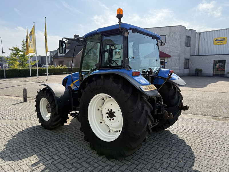 New Holland TL90A 4WD - Traktor: gambar 3 New Holland TL90A 4WD - Traktor: gambar 3