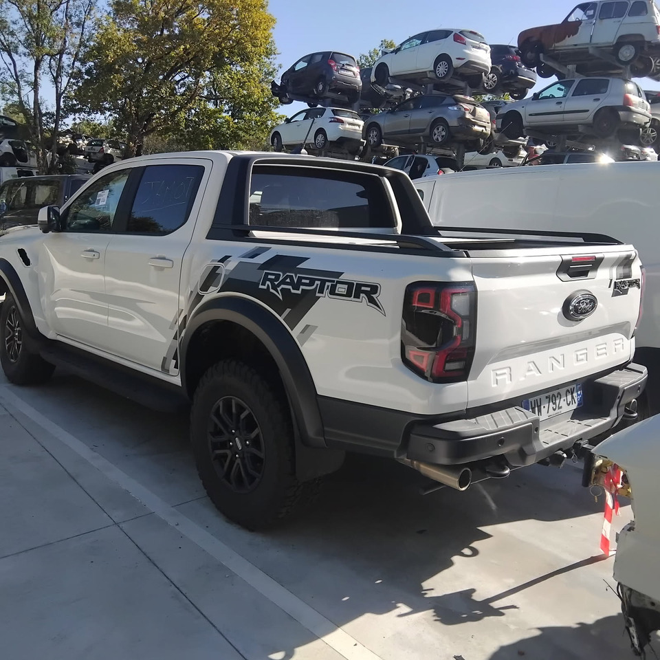 FORD RANGER RAPTOR - Truk pikap: gambar 3 FORD RANGER RAPTOR - Truk pikap: gambar 3