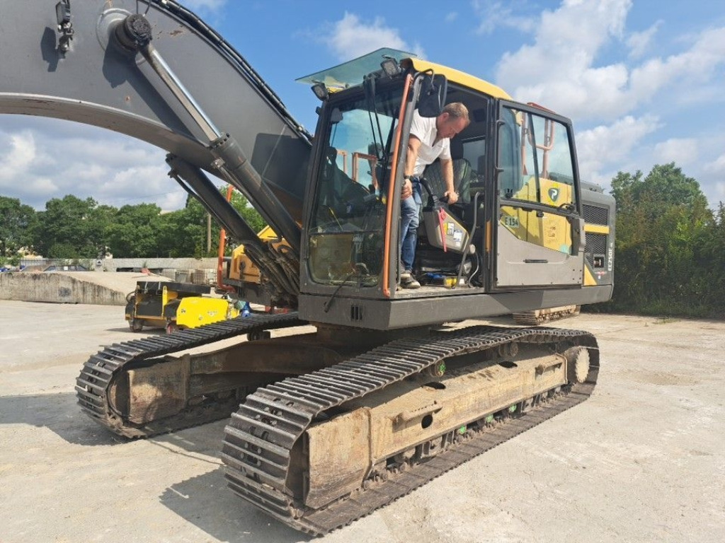 VOLVO EC250E NL - Ekskavator perayap: gambar 2 VOLVO EC250E NL - Ekskavator perayap: gambar 2
