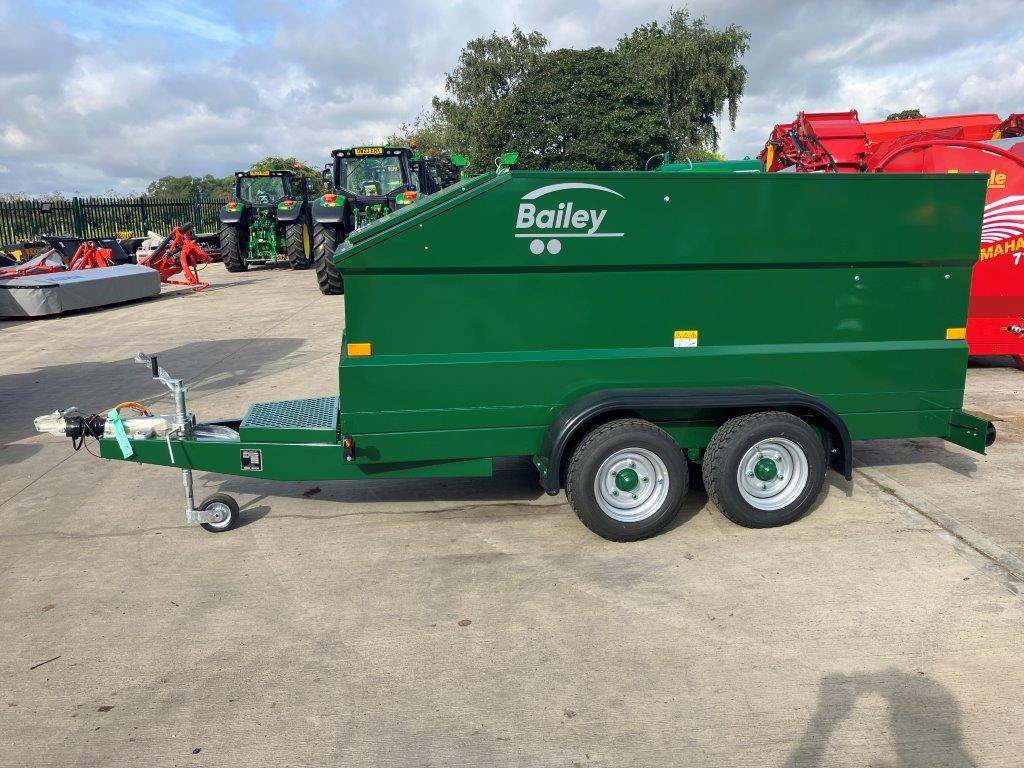 Bailey Fuel Bowser - Trailer pertanian: gambar 2 Bailey Fuel Bowser - Trailer pertanian: gambar 2