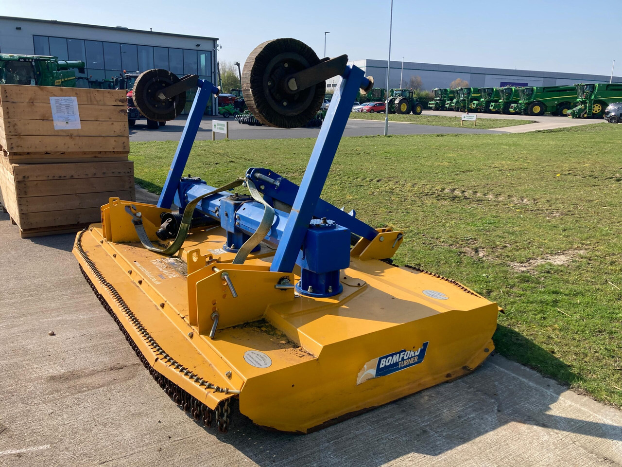 Bomford Turner Triblade3000 - Mesin pemotong chopper/ Mulcher: gambar 5 Bomford Turner Triblade3000 - Mesin pemotong chopper/ Mulcher: gambar 5