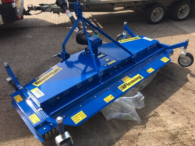 Fleming FM230 finishing mower - Mesin pemotong chopper/ Mulcher: gambar 3 Fleming FM230 finishing mower - Mesin pemotong chopper/ Mulcher: gambar 3