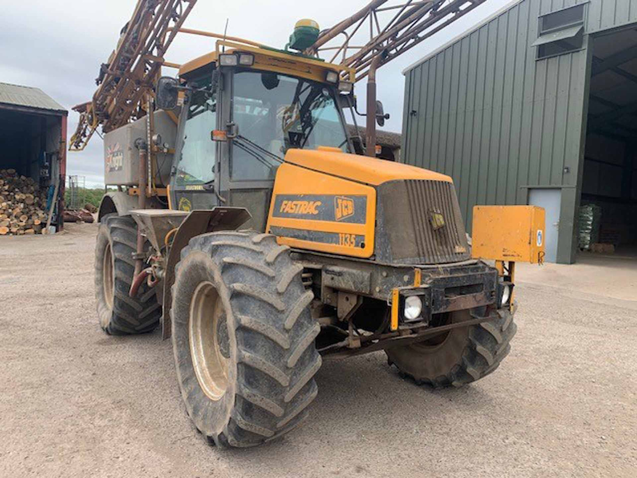JCB 1135 Fast and Knight 24MTR Demount Sprayer - Semprotan: gambar 5 JCB 1135 Fast and Knight 24MTR Demount Sprayer - Semprotan: gambar 5