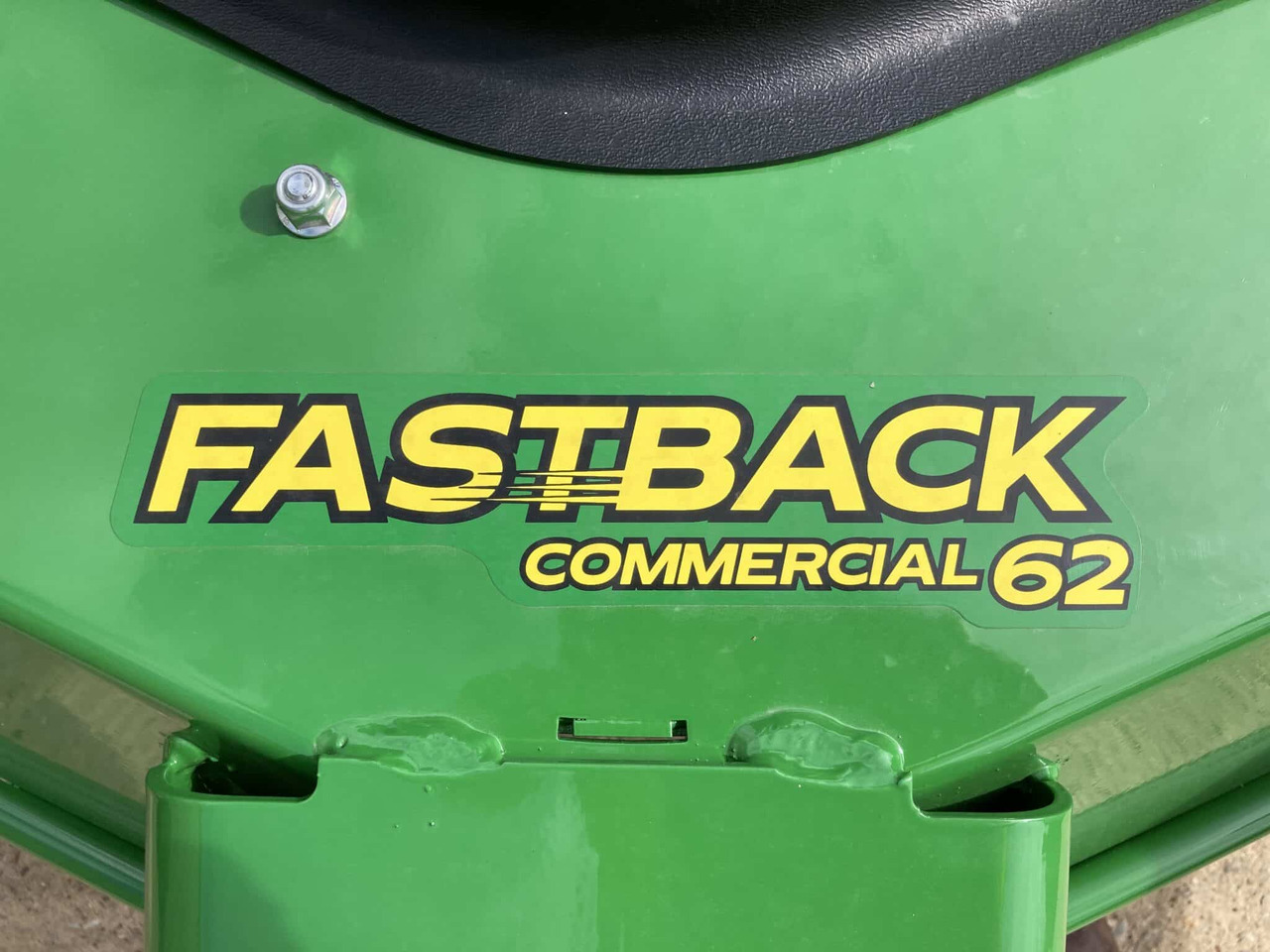 Mesin pemotong rumput baru John Deere 1550 front mower: gambar 9