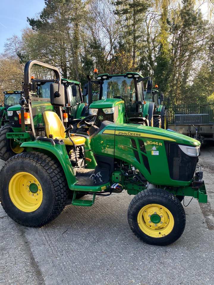 John Deere 3046R Compact Tractor - Traktor kompak: gambar 4 John Deere 3046R Compact Tractor - Traktor kompak: gambar 4